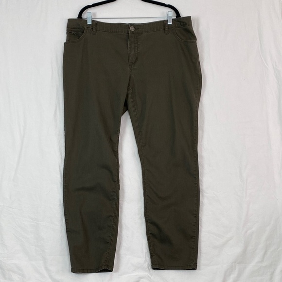 Reitmans Jeans Olive Green Pants Size 18 - Picture 1 of 11